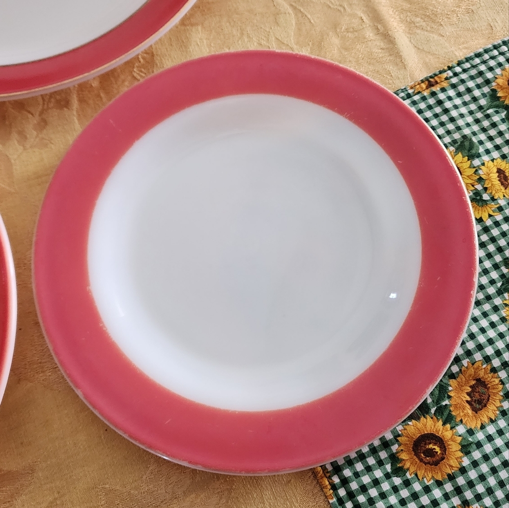 Pyrex plates - Picture 6 of 6